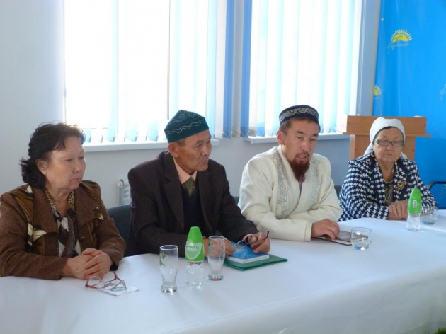 Фото Дін және қоғам жөнінде дөңгелек  үстел өтті