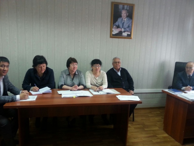Фото Еуропалық иммундау апталығын ұйымдастыру жөнінде аудан әкімінің орынбасары А.Балахметовпен кездесу өткізілді